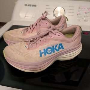 Hoka Bondi 8s